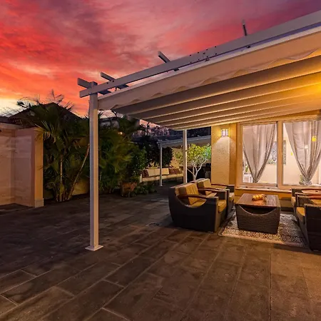 Jardin Del Sol 别墅 阿德耶