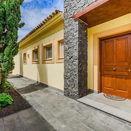 Jardin Del Sol Вілла Адехе