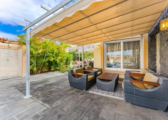 Jardin Del Sol Вілла Адехе