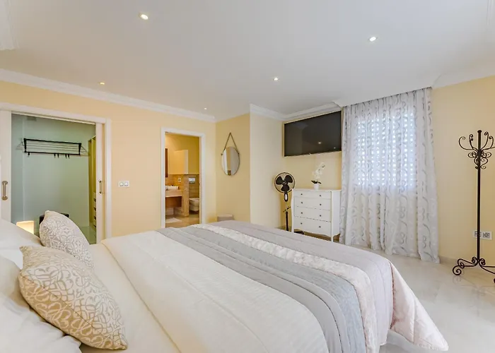 Jardin Del Sol * Адехе